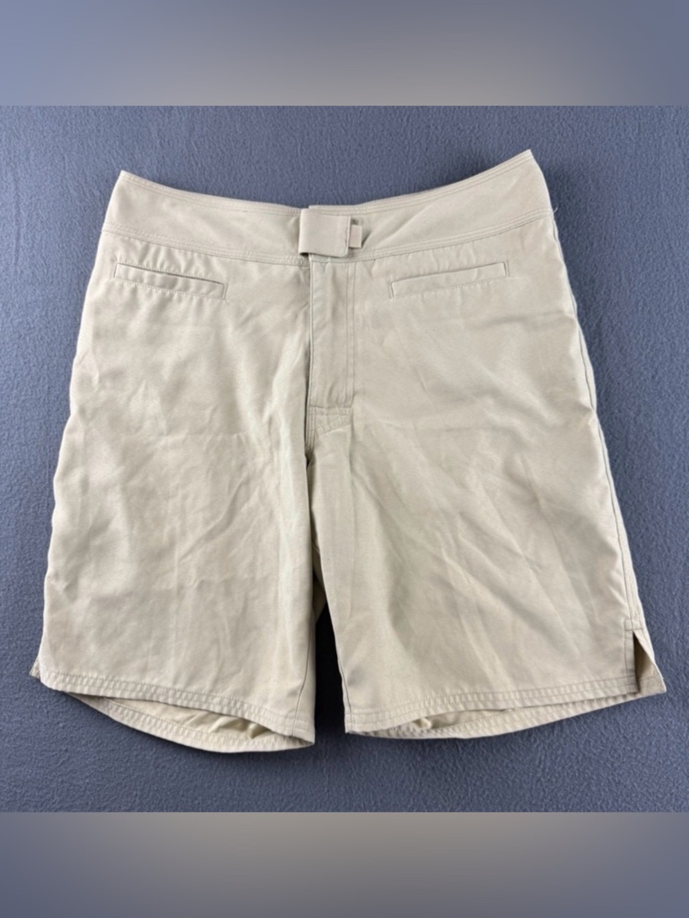 Vintage Patagonia Women’s Size 6 Khaki Hiking Shorts Velcro Closure Gorpcore